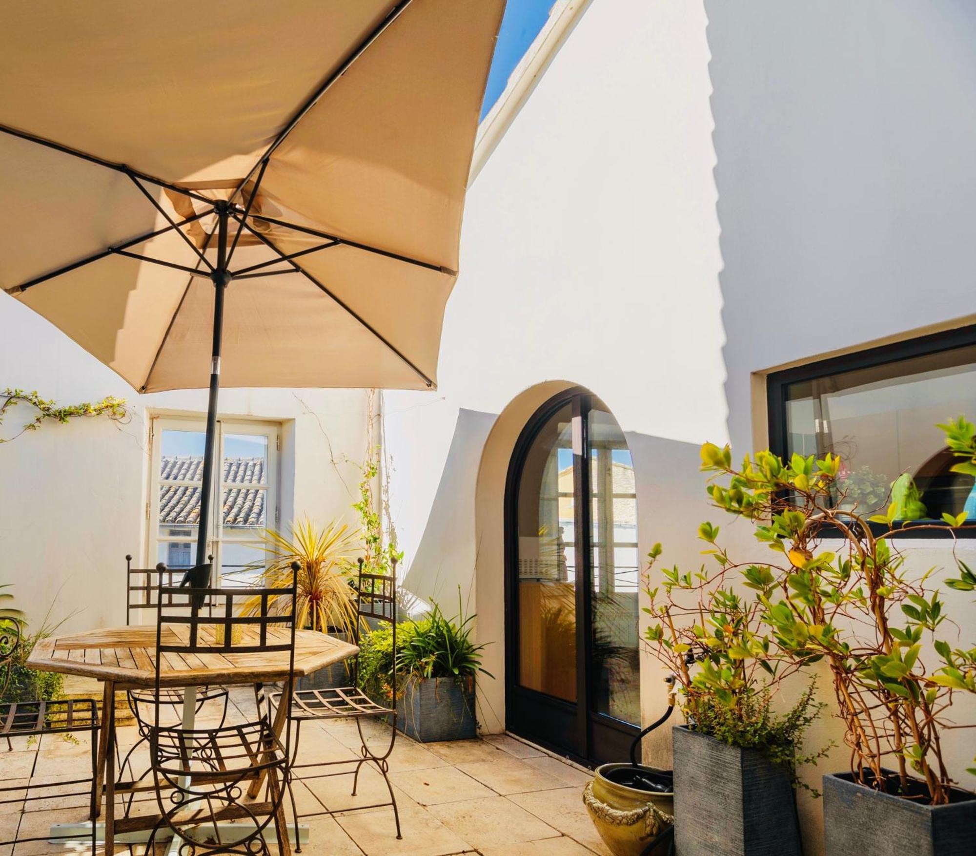 D'exception Terrasse Ensoleillee